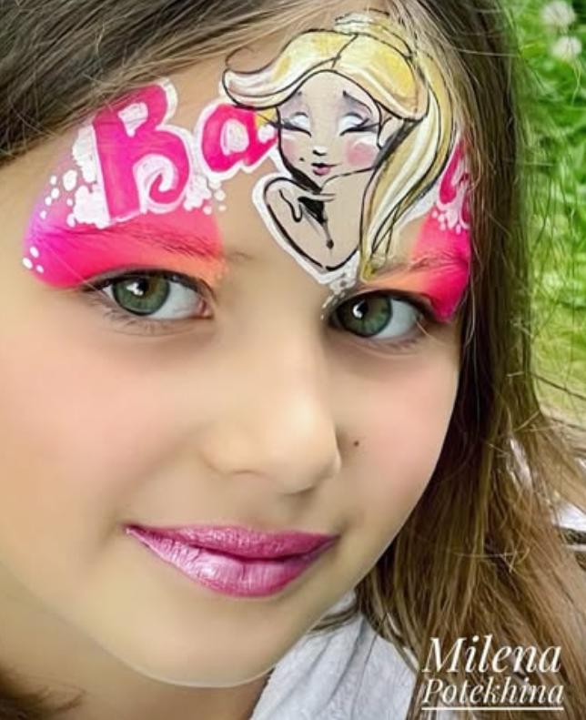 Milena Stencils - D14 Girl with Closed Eyes
